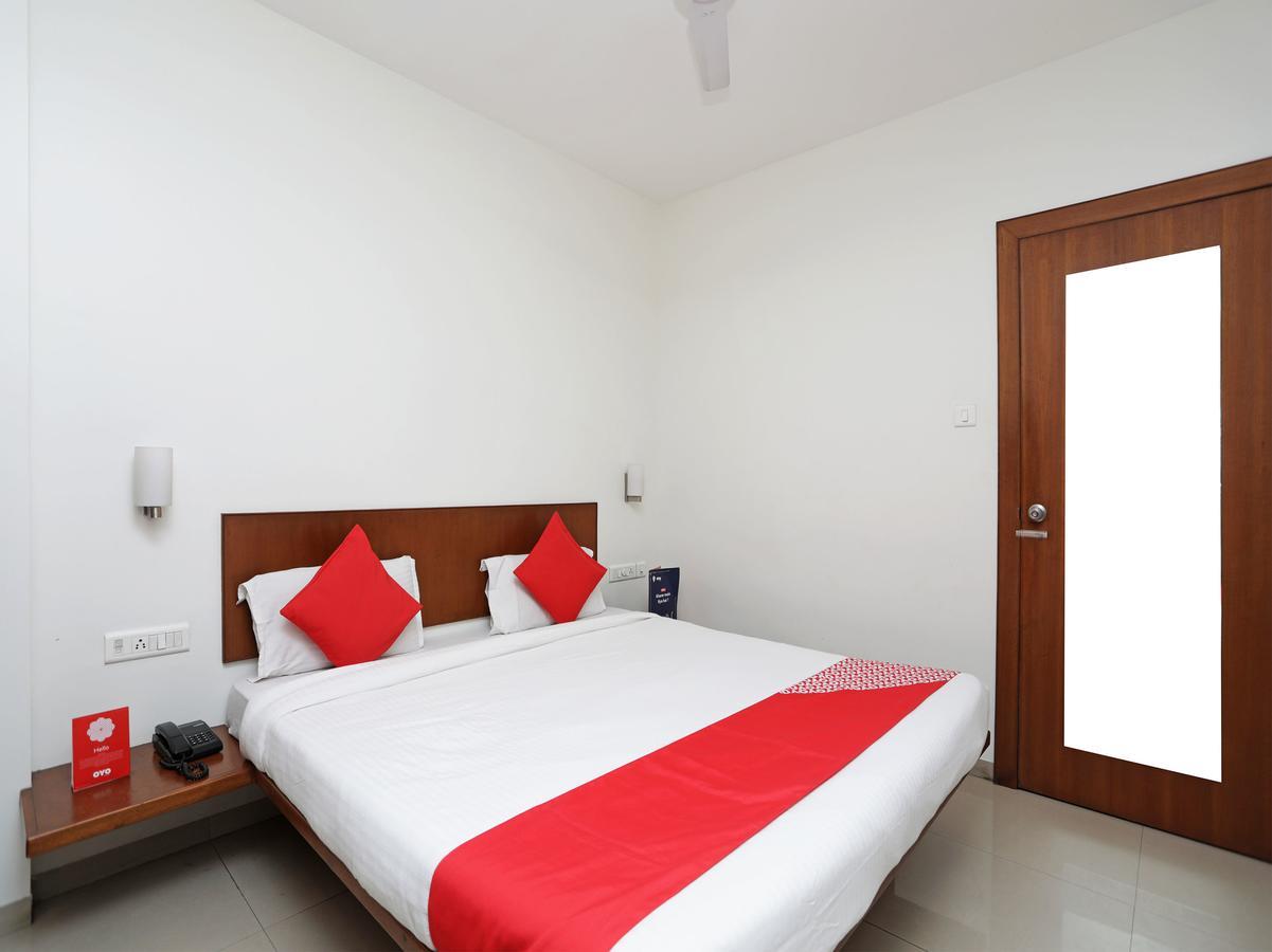 Oyo 1194 Hotel Gulmohr 浦那 外观 照片