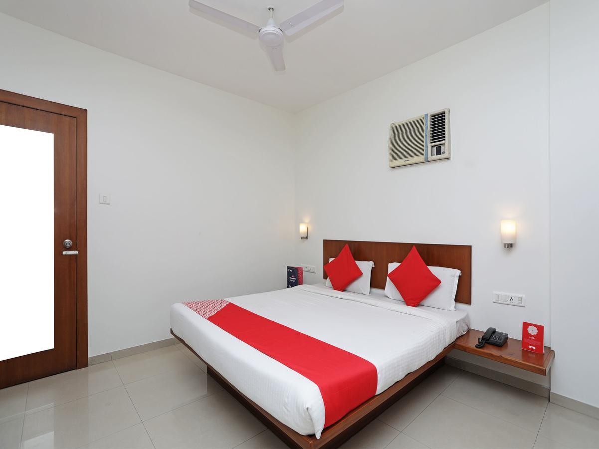 Oyo 1194 Hotel Gulmohr 浦那 外观 照片