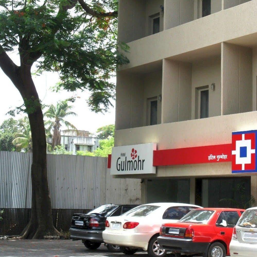 Oyo 1194 Hotel Gulmohr 浦那 外观 照片